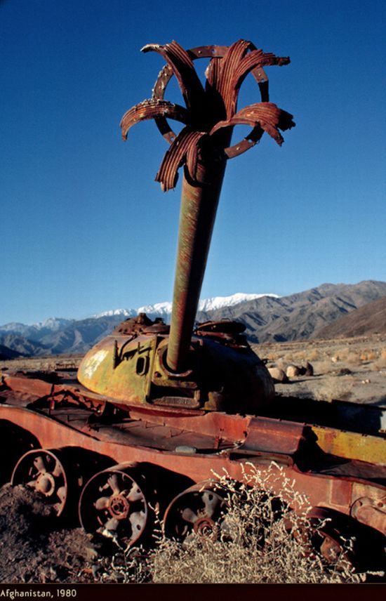 War through the camera of Steve McCurry - 24