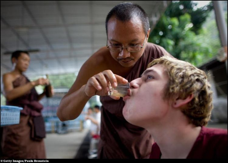 Thamkrabok monastery, a place where you can get rid of drug dependence (25 pics)