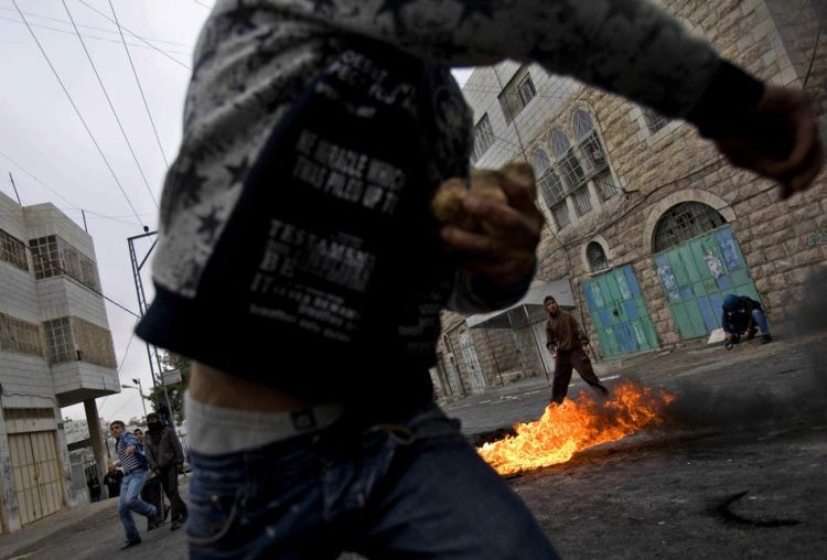 Riots in the streets of Hebron - 14