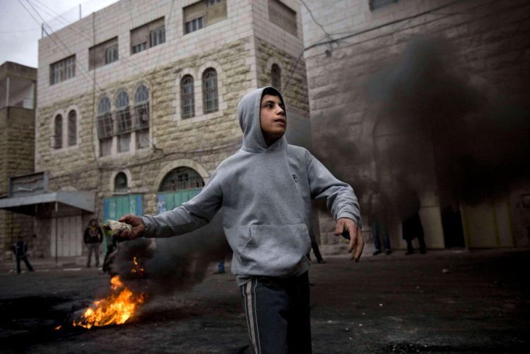 Riots in the streets of Hebron - 16