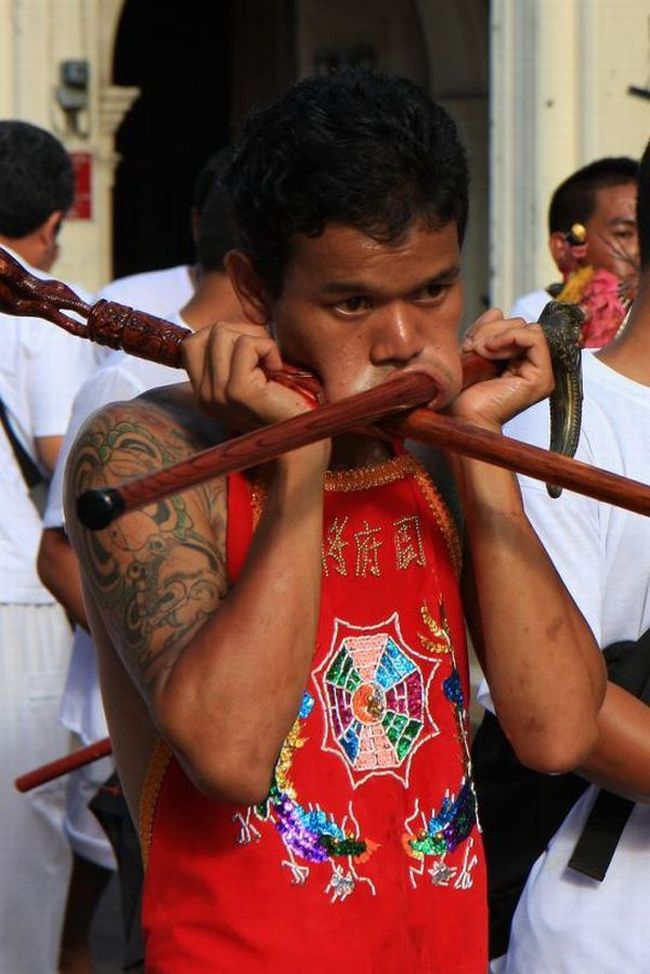 The Phuket Vegetarian Festival, a view not for faint-hearted - 11