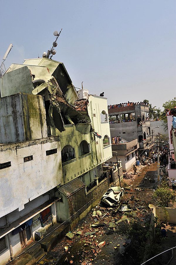 Plane Crash in India - 07