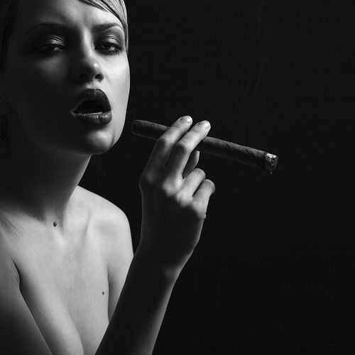 Babes with cigars, a fascinating show. Enjoy ;) - 11