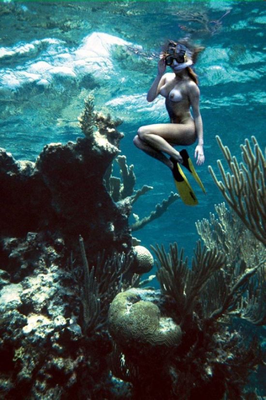 Underwater erotica - incredibly beautiful! - 02
