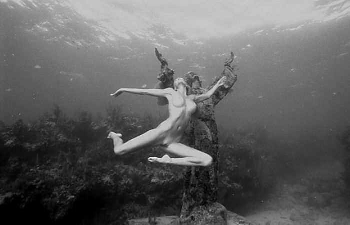 Underwater erotica - incredibly beautiful! - 26