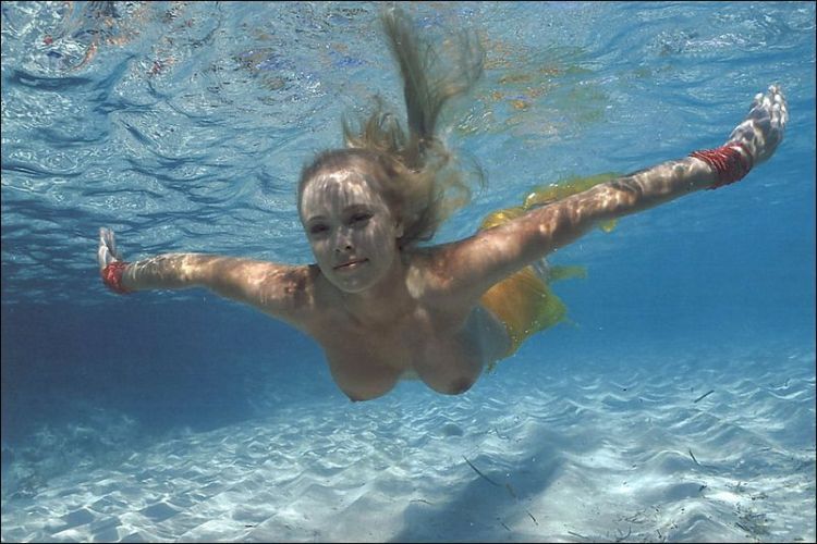 Underwater erotica - incredibly beautiful! - 29