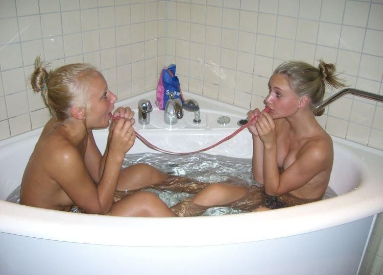 Daily erotic picdump (113 pics)