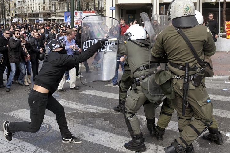 Riots in Greece - 08