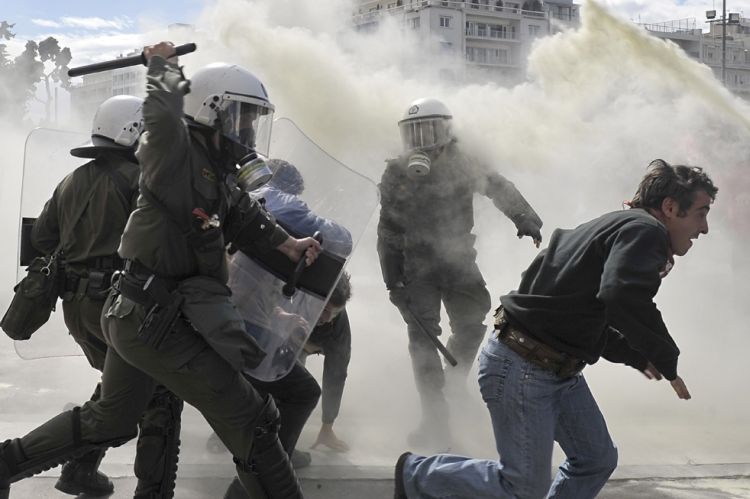 Riots in Greece - 15