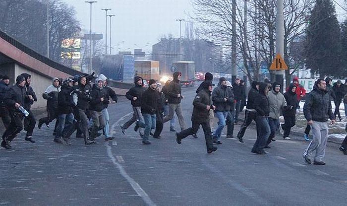 Polish police vs football fans - 30