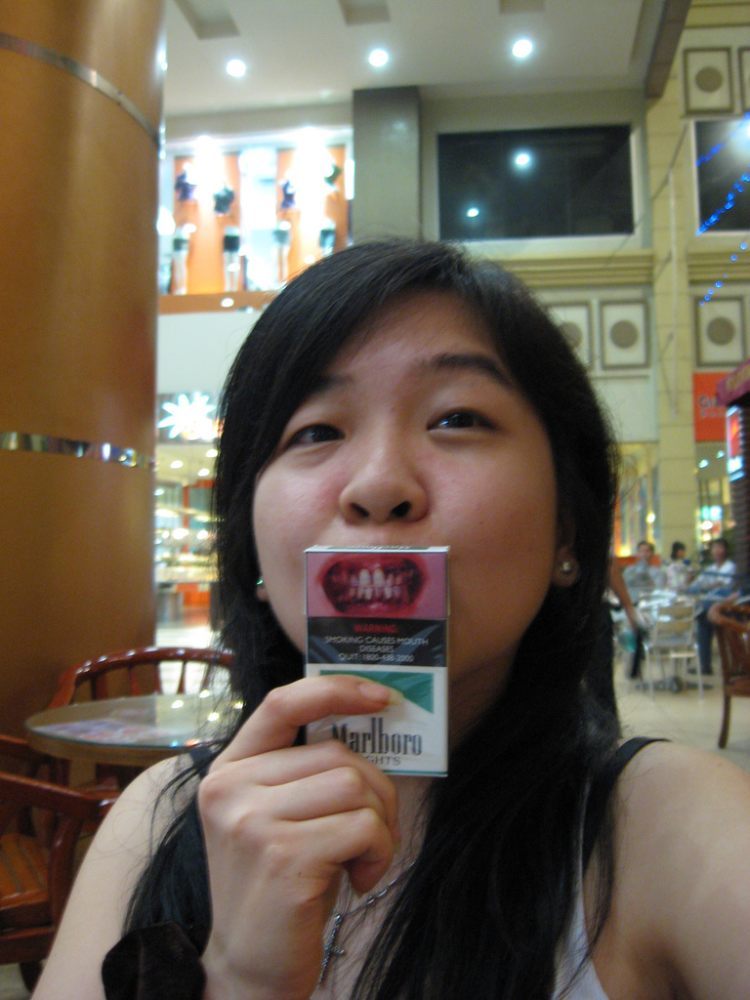OMG. Singapore cigarettes - 12