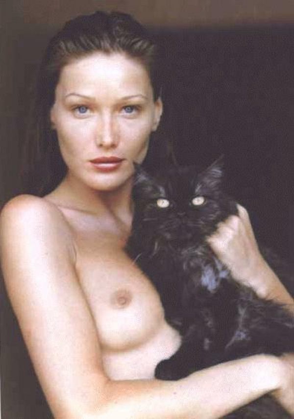 Youth errors of Carla Bruni, the first lady of France - 13