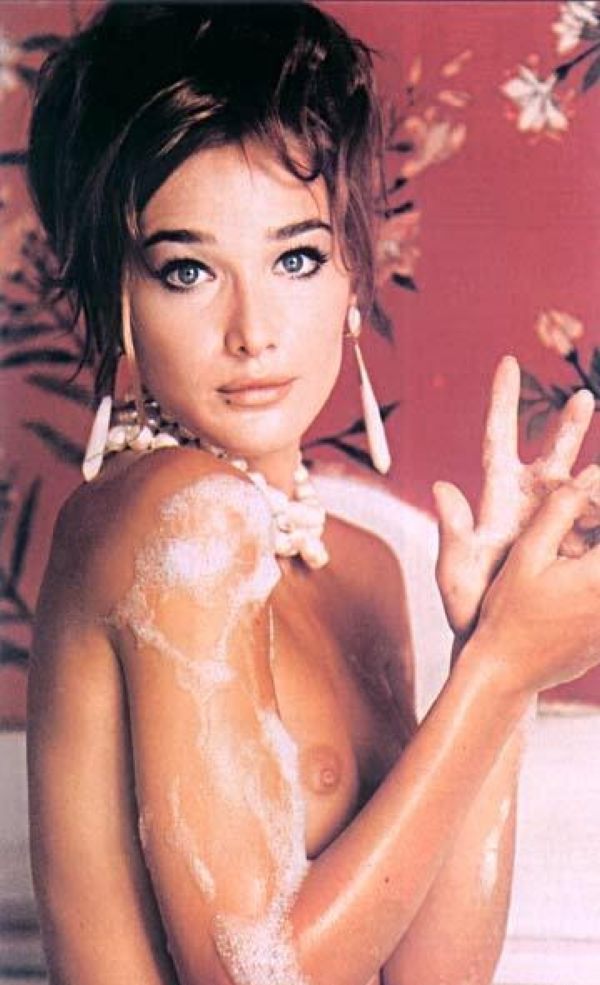 Youth errors of Carla Bruni, the first lady of France - 17