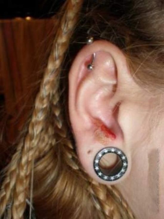 What causes bad piercing. Not for sensitive souls! - 38