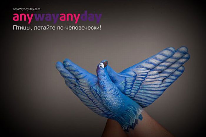 Creative advertising with painted hands - 32