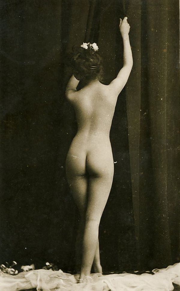 'Nude' retro photos - 43