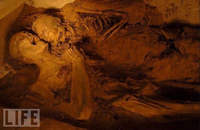 These photos of mummies give shivers - 08