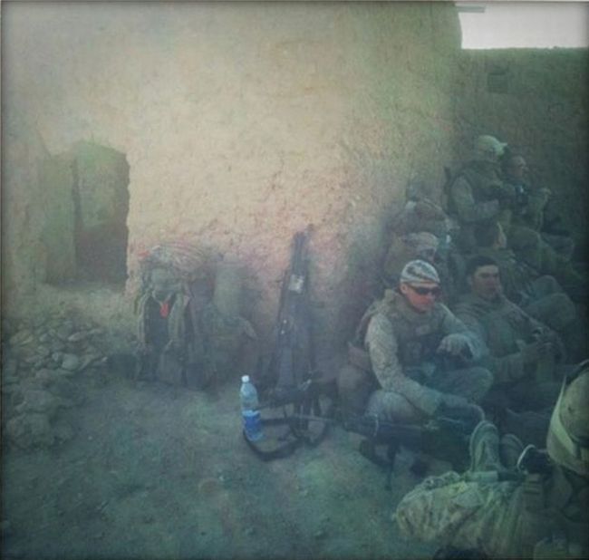 Photos of the war in Afghanistan, made with iPhone - 29