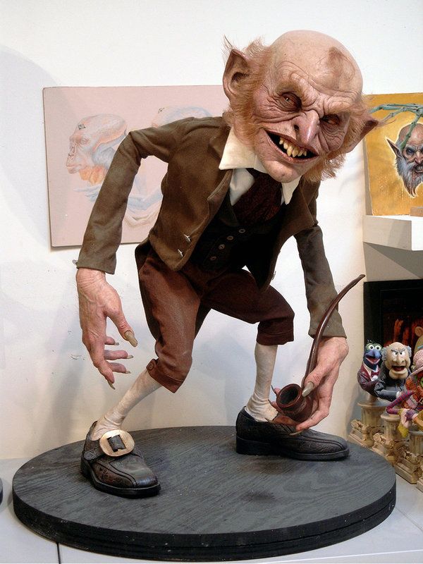 Stunning sculptures of famous fictional characters - 18