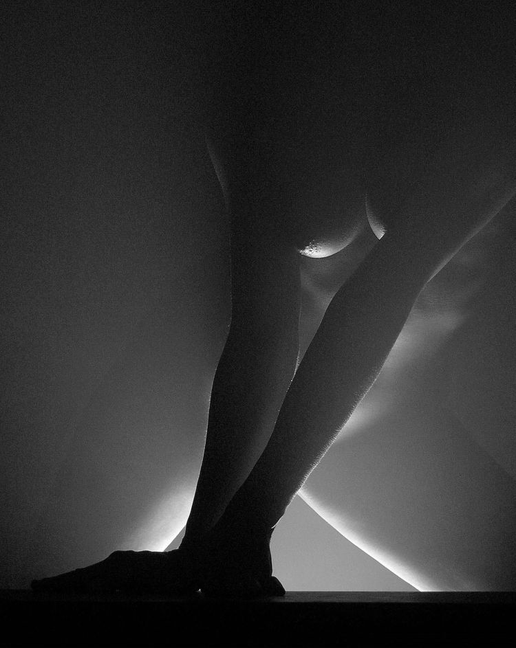 Black and white photos of a naked body by Waclaw Wantuch - 03