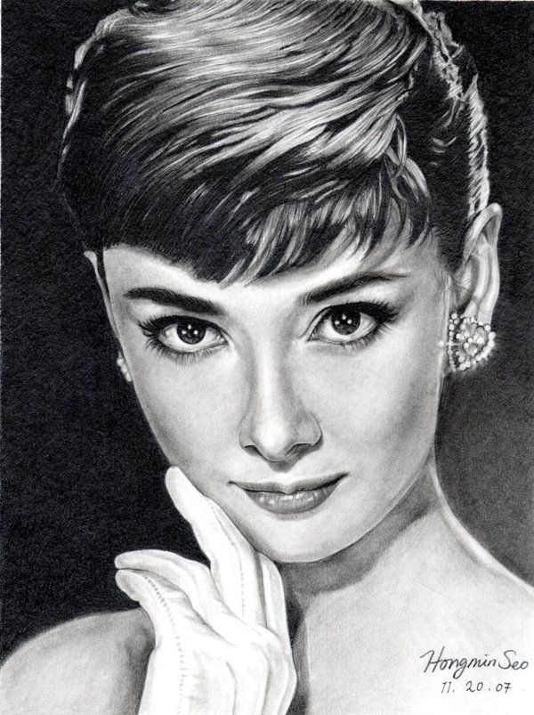 Realistic portraits of celebrities drawn in pencil - 02