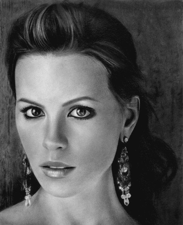 Realistic portraits of celebrities drawn in pencil - 13