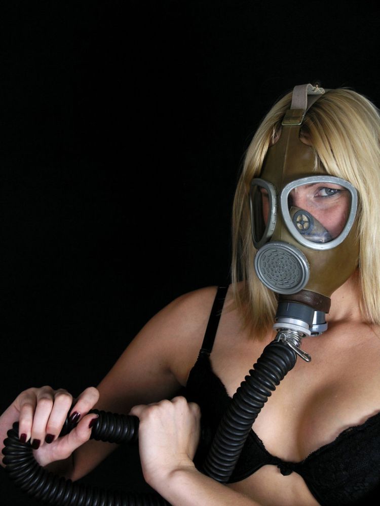 Girls in gas masks, a very unusual fetish - 23