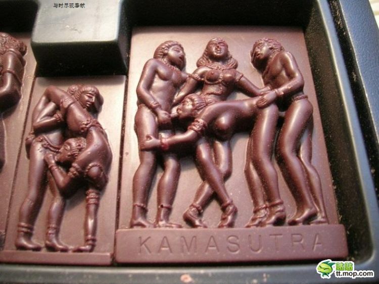 Great gift for a girl: Chocolate Kama Sutra - 04