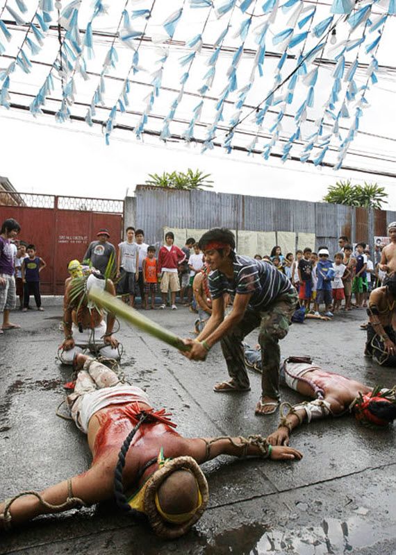 OMG. Collective crucifixion in honor of Easter in the Philippines - 09