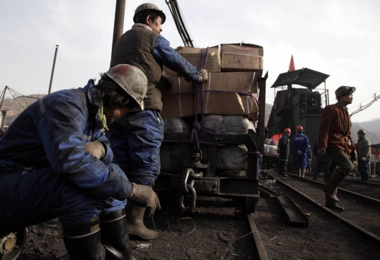 A miraculous rescue of miners in China - 14