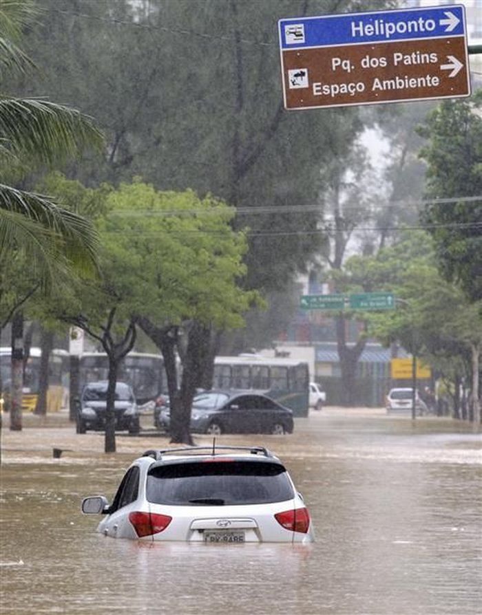 Flooding in Rio de Janeiro - 03