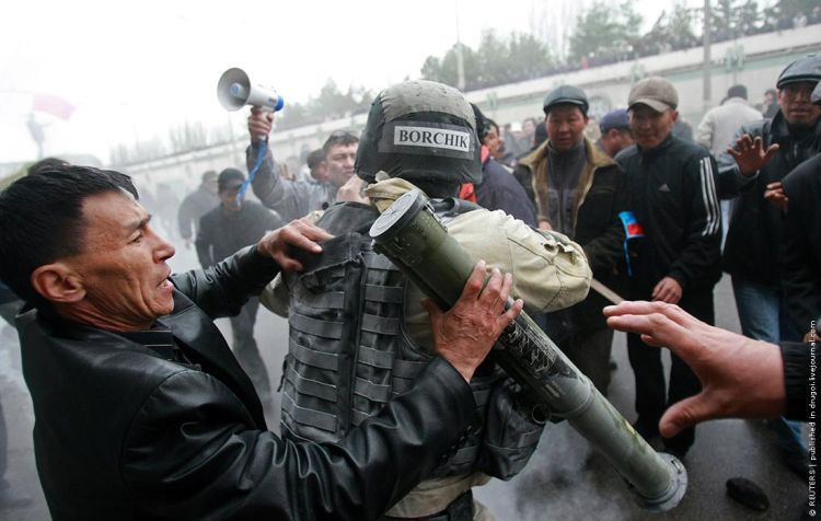 Riots in Kyrgyzstan - 06