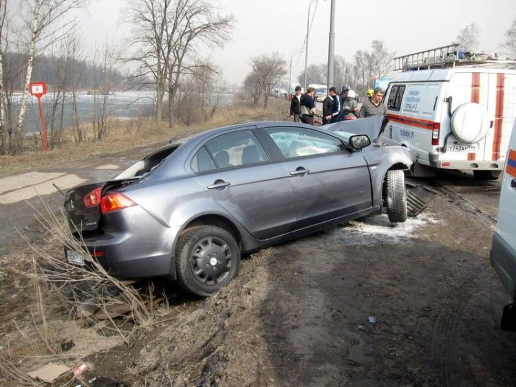 CITROEN test drive ended in a terrible accident - 08