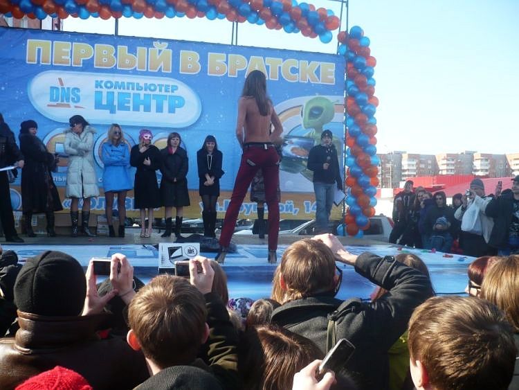 Striptease at the opening of a shop in the province of Russia - 09