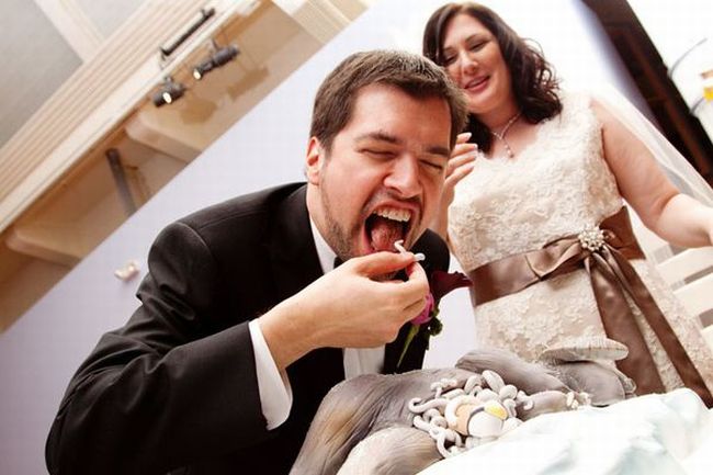 Star Wars fan ordered the most disgusting cake at his wedding - 02