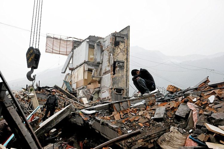 A powerful earthquake in southern China - 06