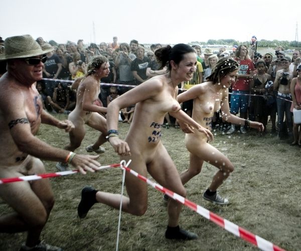 Naked sprint at the Roskilde Music Festival - 18