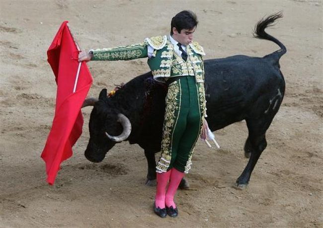 Bullfighting, a dangerous fight between a bull and a man - 06