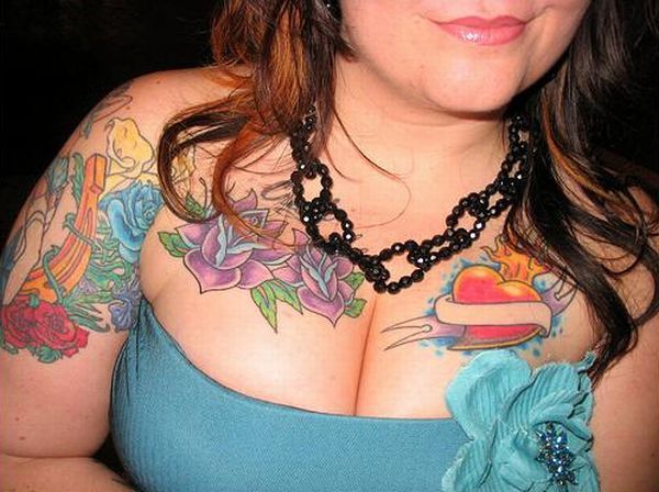 Tattoos on women's breasts – add to the beauty or disfigure it? - 28