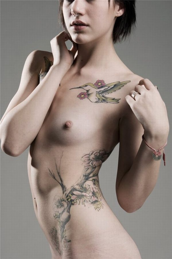 Tattoos on women's breasts – add to the beauty or disfigure it? - 49