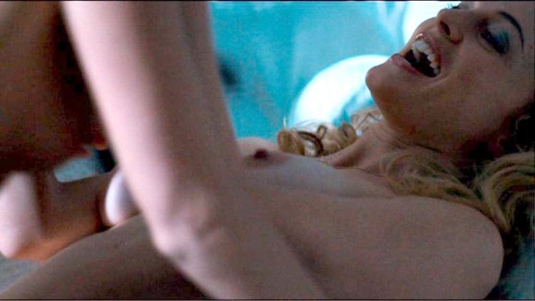 Heather Graham featured topless in a lesbian scene - 09