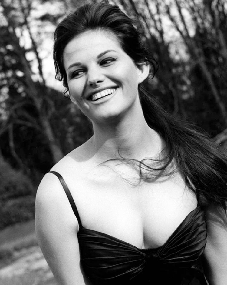 Italian actress Claudia Cardinale, a sexy babe from the past - 01