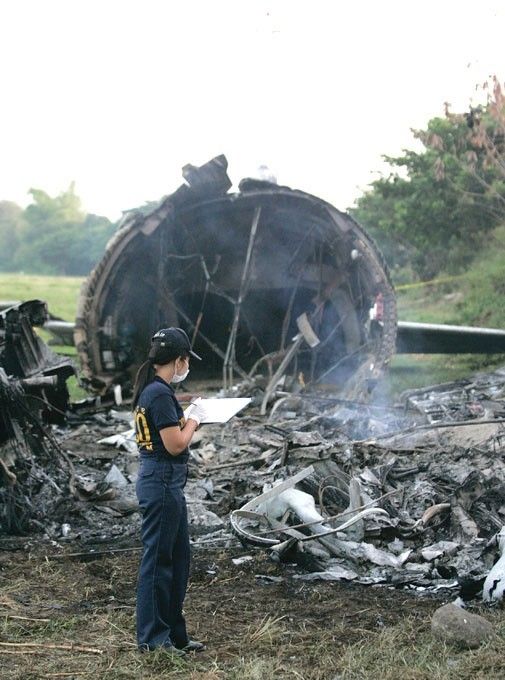 Plane crash in the Philippines - 19