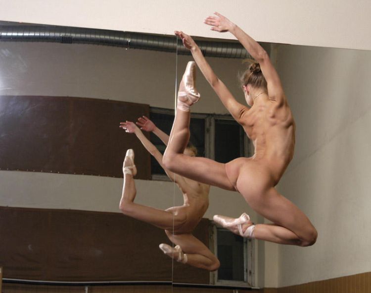 Graceful, flexible and sexy ballerinas - 06