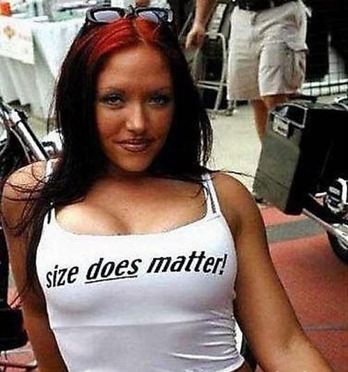 Girls in funny t-shirts - 12