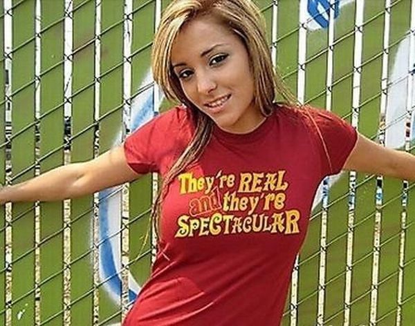 Girls in funny t-shirts - 13