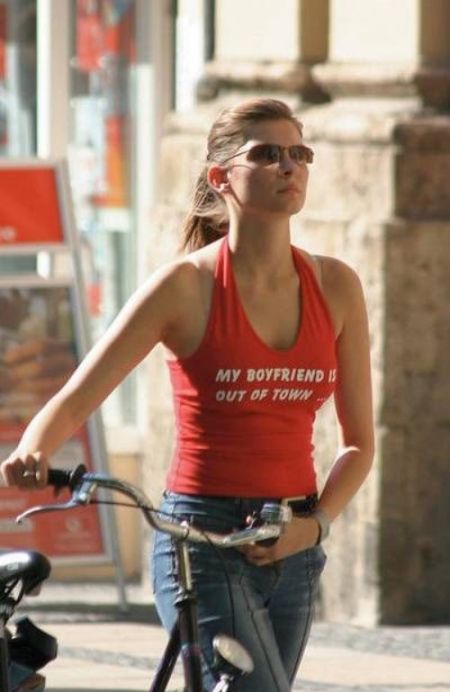 Girls in funny t-shirts - 42