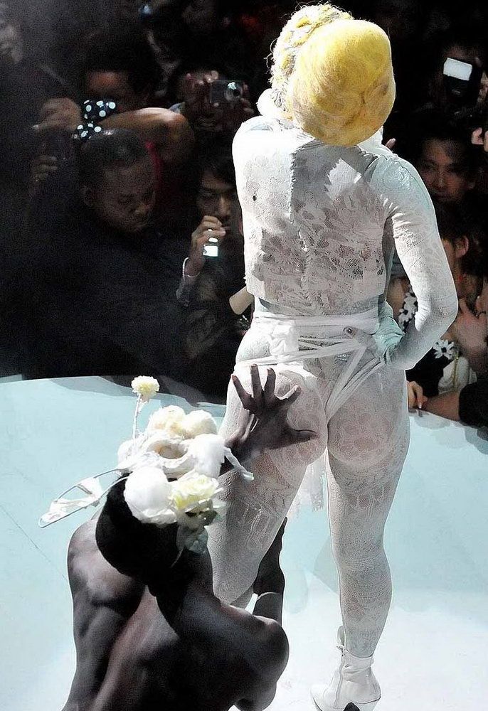 Lady GaGa’s ass at a concert in Tokyo - 04