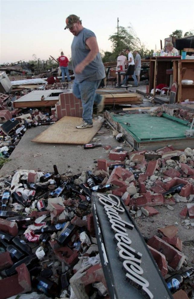 The devastating tornadoes in southern U.S. - 13