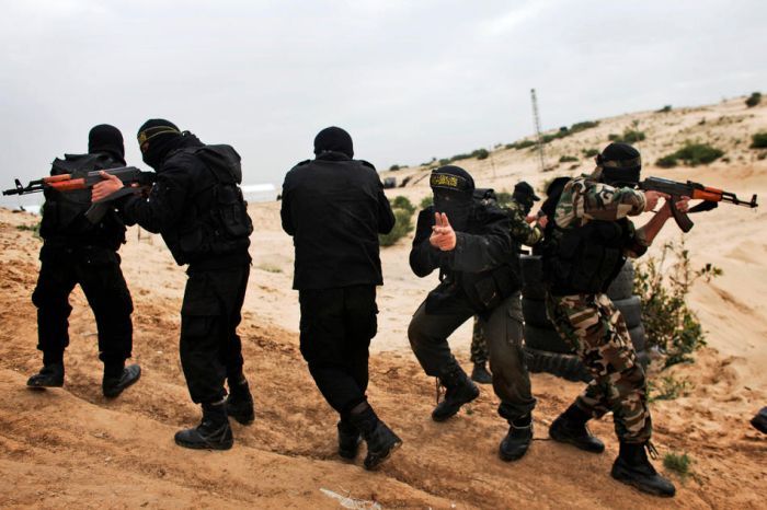 Palestinian military exercises - 02